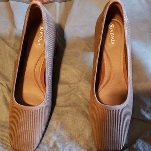 NIB Vivaia Heels
